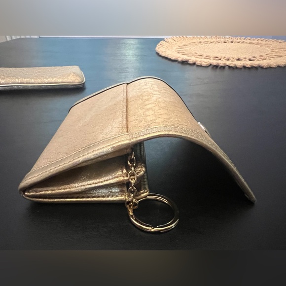 Coach wallet set women like new one has a tiny stain inside see pictures - Picture 9 of 17